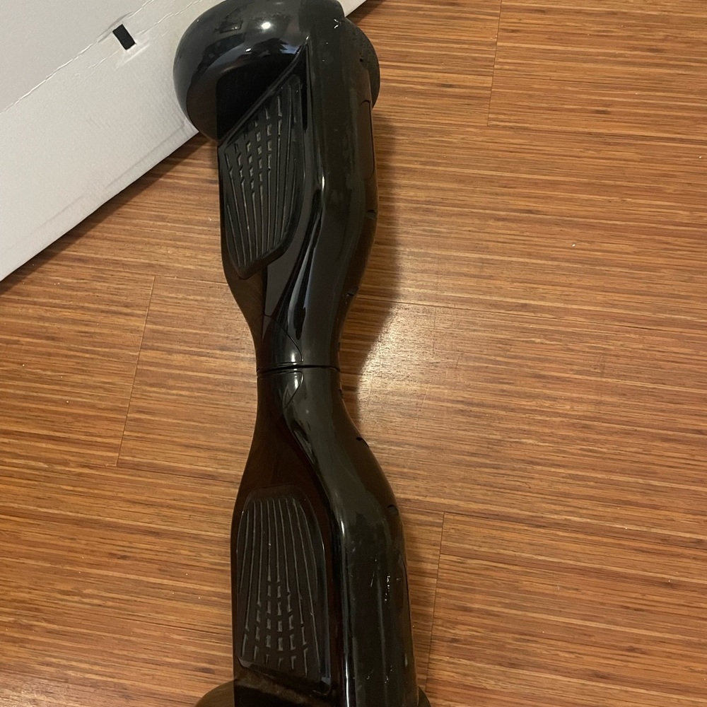 Original Hoover board. All black comes with charger